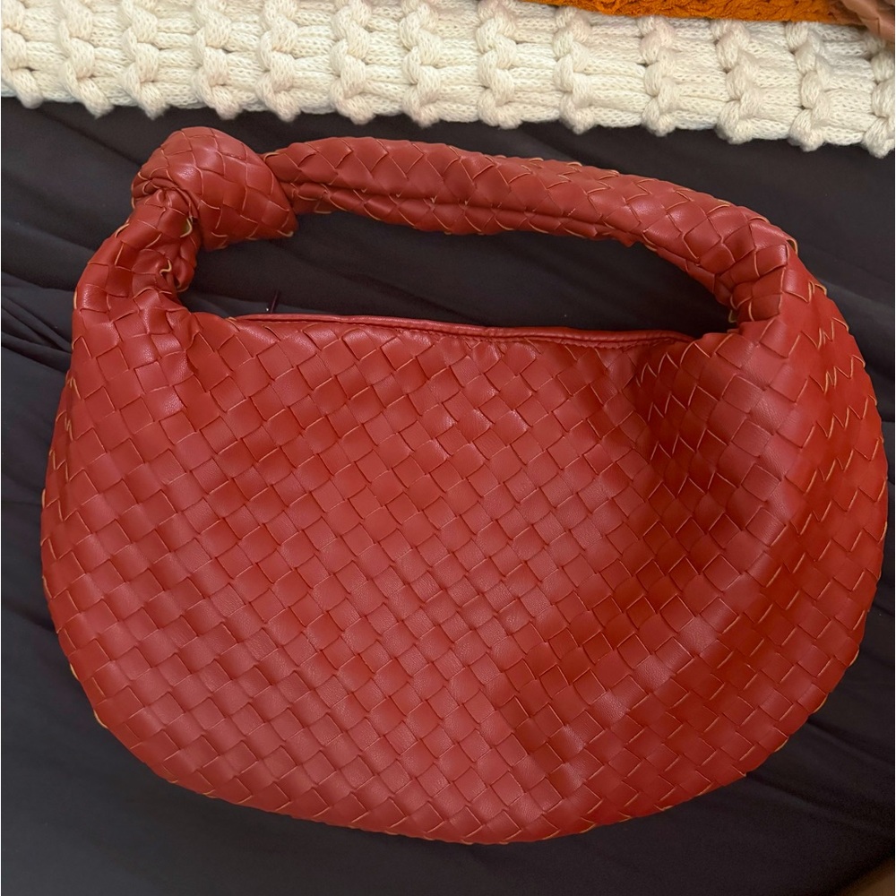 TJMAXX Urban Expression Woven Knotted Bag~Burgundy